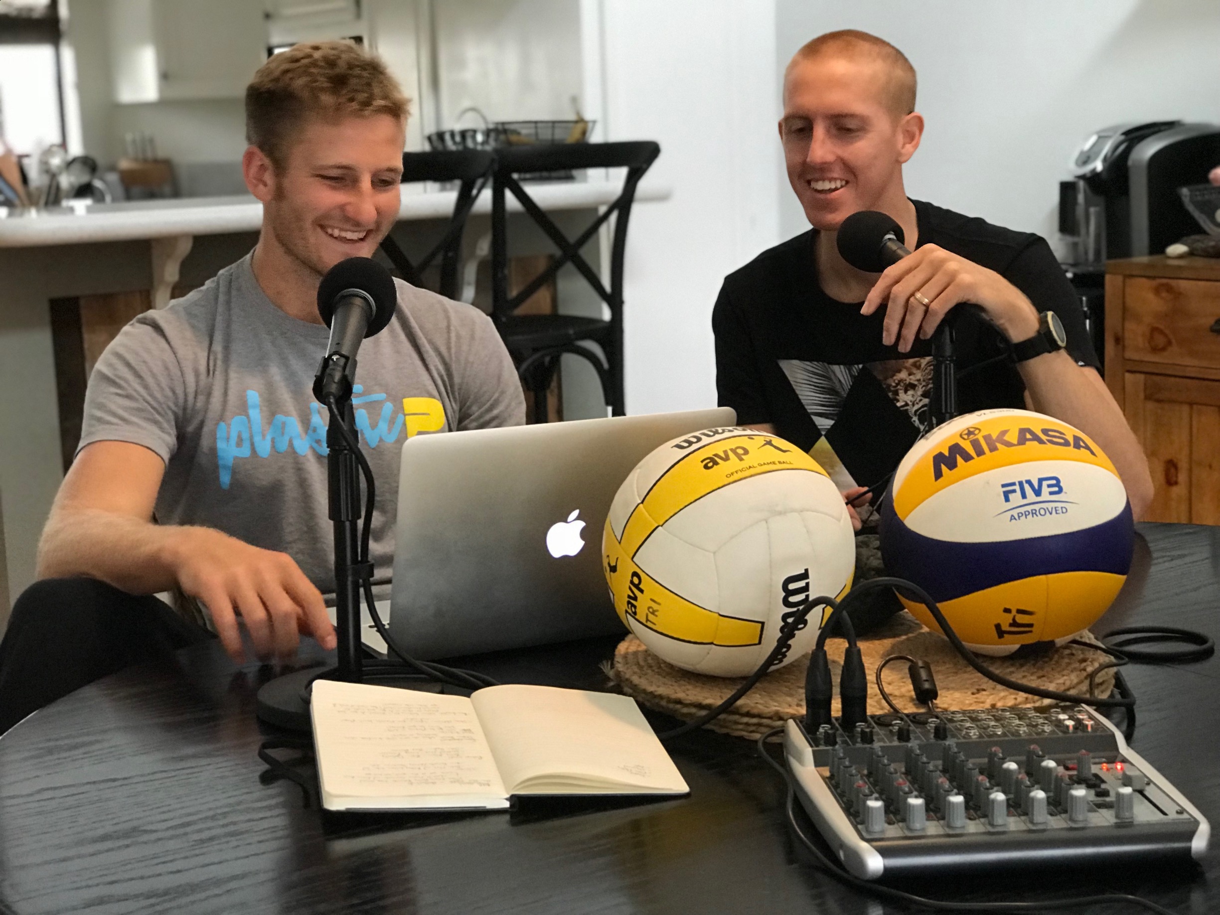 SANDCAST-Tri Bourne-Travis Mewhirter