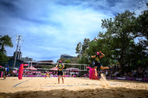 Thomas Hodges-Paul Burnett-Beach volleyball world championships
